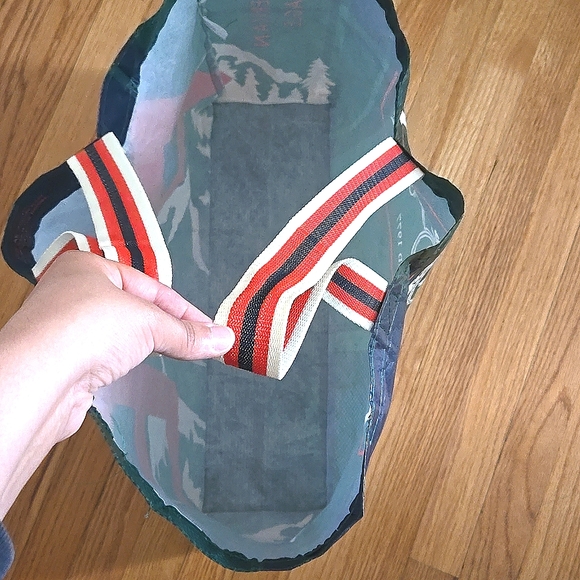 American Eagle Reusable Shopping Bag - Picture 8 of 9